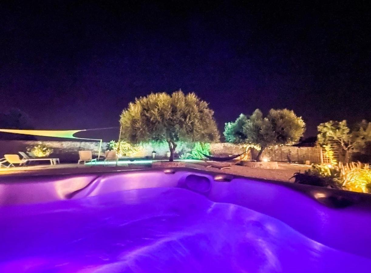 Casa Farlisa, Antico Baglio Con Piscina Villa Scicli Bagian luar foto