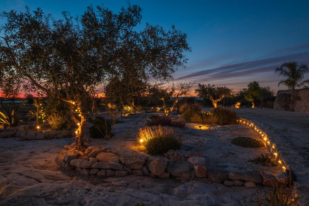 Casa Farlisa, Antico Baglio Con Piscina Villa Scicli Bagian luar foto