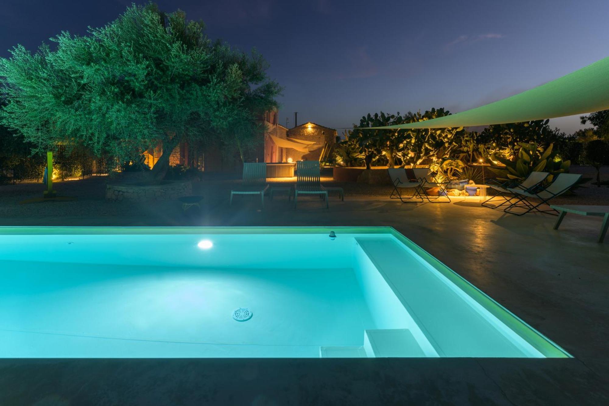Casa Farlisa, Antico Baglio Con Piscina Villa Scicli Bagian luar foto